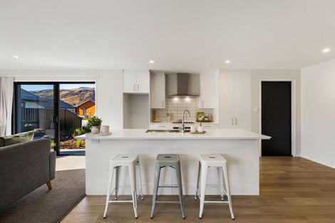 Photo of property in 8 Wallis Drive, Cromwell, 9310