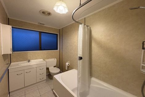 Photo of property in 60 Montgomery Avenue, Karori, Wellington, 6012