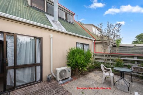 Photo of property in 66unit Robinson Avenue, Holdens Bay, Rotorua, 3010
