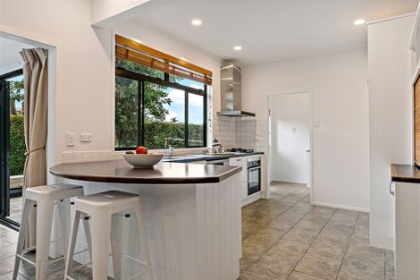 Photo of property in 21 Macnay Way, Murrays Bay, Auckland, 0630