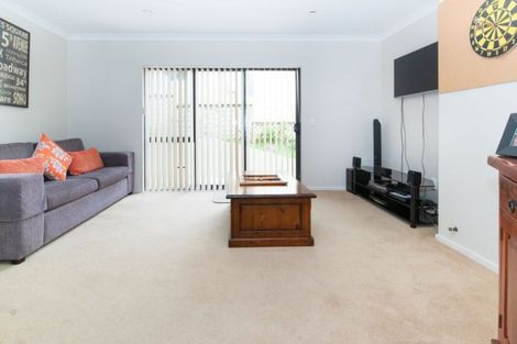Photo of property in 46 Monte Cassino Place, Birkdale, Auckland, 0626