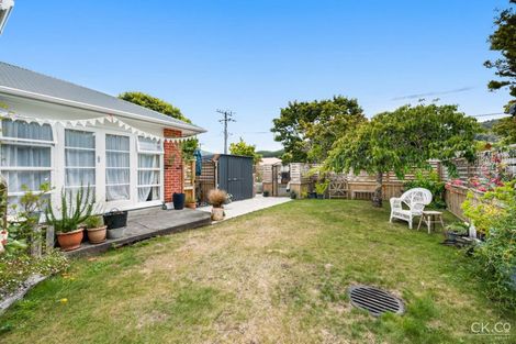 Photo of property in 11 Hall Grove, Ebdentown, Upper Hutt, 5018