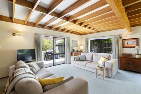 Photo of property in 141 Browns Bay Road, Browns Bay, Auckland, 0630