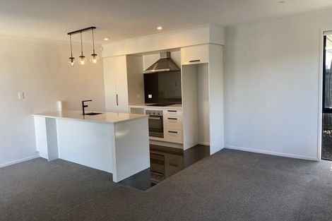 Photo of property in 5 Oka Street, Papamoa Beach, Papamoa, 3118
