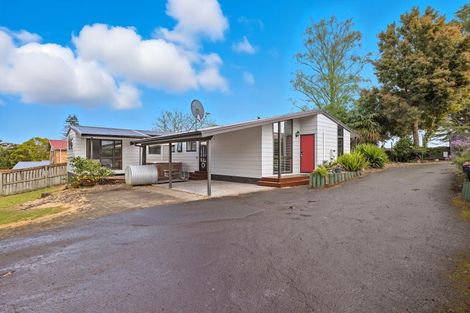 Photo of property in 11 Corinna Street, Welcome Bay, Tauranga, 3112