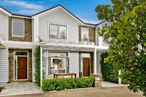 Photo of property in 36 Gunner Drive, Te Atatu Peninsula, Auckland, 0610