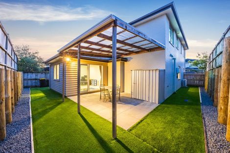 Photo of property in 24 Darion Drive, Flat Bush, Auckland, 2019