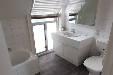 Photo of property in 44c Chester Street West, Christchurch Central, Christchurch, 8013