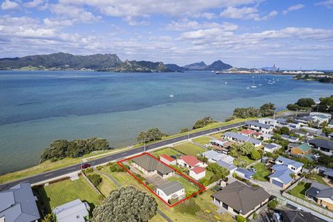 Photo of property in 209a One Tree Point Road, One Tree Point, 0118