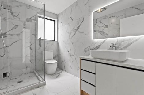Photo of property in 5a Frontier Lane, Flat Bush, Auckland, 2019