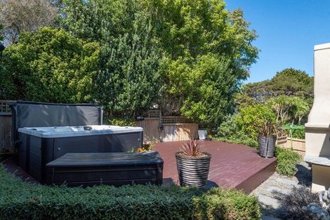 Photo of property in 7 Emerald Way, Rosedale, Auckland, 0632