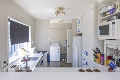 Photo of property in 8 Mercury Street, Milson, Palmerston North, 4414