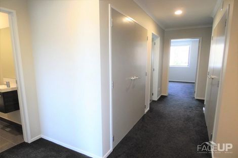 Photo of property in 213 Hobsonville Point Road, Hobsonville, Auckland, 0616