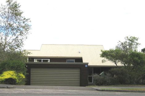 Photo of property in 31a Avonleigh Road, Green Bay, Auckland, 0604