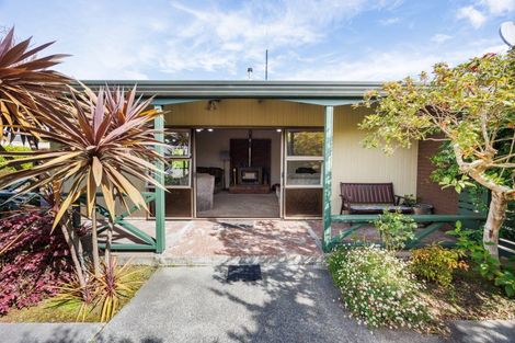 Photo of property in 9 Calder Place, Feilding, 4702