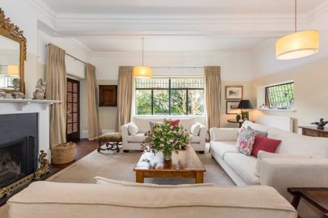 Photo of property in 36 Breadalbane Road, Havelock North, 4130