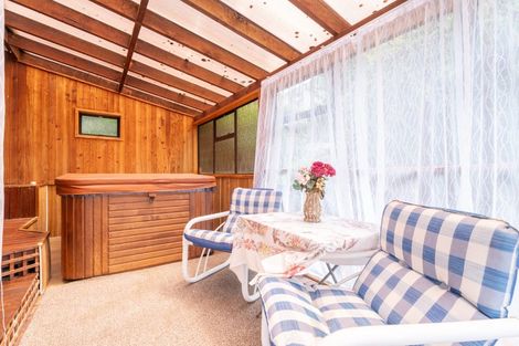 Photo of property in 11 Staithes Drive North, Whitby, Porirua, 5024