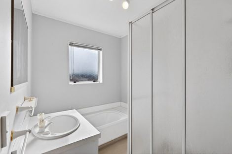 Photo of property in 58b Whiting Crescent, Greenmeadows, Napier, 4112