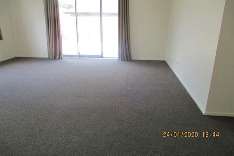 Photo of property in 8 Hehan Close, Cambridge, 3434