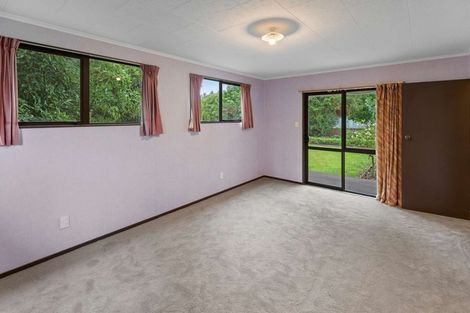 Photo of property in 9 Main Street, Hunterville, 4730