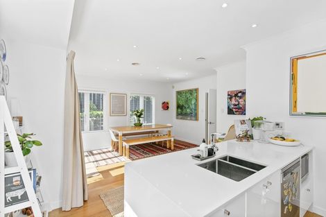 Photo of property in 72 Hataitai Road, Hataitai, Wellington, 6021