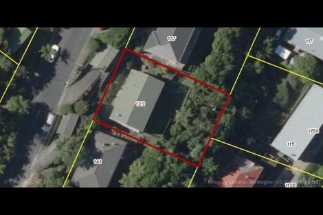 Photo of property in 139 Ruskin Road, Newlands, Wellington, 6037