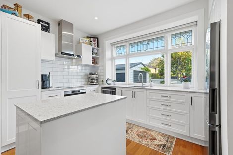 Photo of property in 127 Weston Road, St Albans, Christchurch, 8052