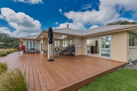 Photo of property in 66 Manuka Grove, Helensville, 0875