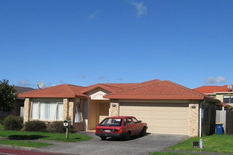 Photo of property in 16 Gunner Drive, Te Atatu Peninsula, Auckland, 0610