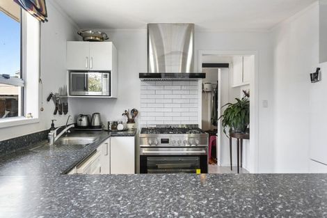 Photo of property in 35 Rotokawa Street, Taupo, 3330