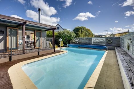 Photo of property in 54 Le Quesne Road, Bay View, Napier, 4104