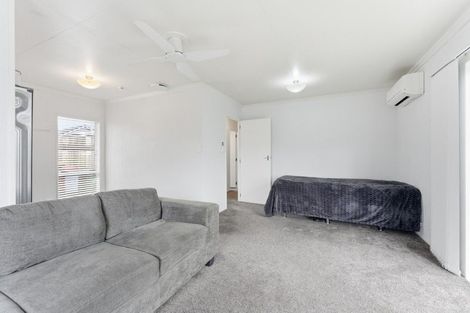 Photo of property in 4 Coromandel Court, Roslyn, Palmerston North, 4414