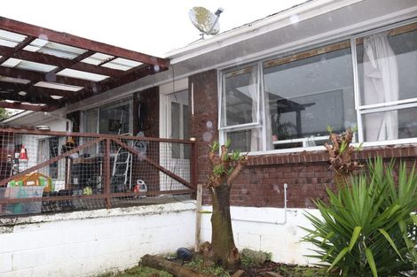 Photo of property in 2/199 Henderson Valley Road, Henderson, Auckland, 0612