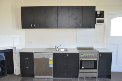 Photo of property in 1/98 Birkenhead Avenue, Birkenhead, Auckland, 0626