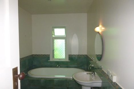 Photo of property in 103 Inglis Street, Seatoun, Wellington, 6022