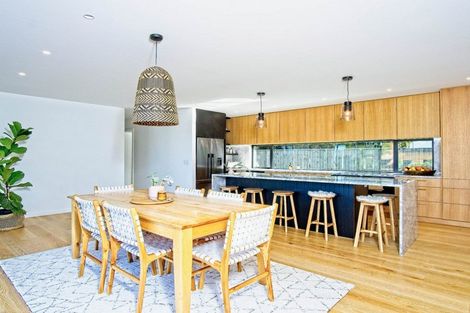 Photo of property in 17 Sandy Cove, Wainui, Gisborne, 4010