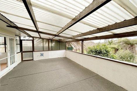 Photo of property in 9 Queen Mary Avenue, New Lynn, Auckland, 0600