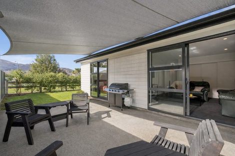 Photo of property in 11 Dawkins Street, Cromwell, 9310