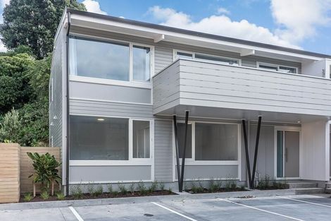 Photo of property in 10/74u Derwent Street, Island Bay, Wellington, 6023
