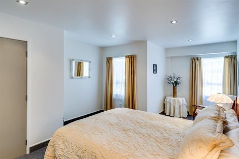 Photo of property in 90 Simla Avenue, Havelock North, 4130