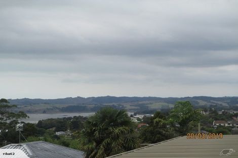 Photo of property in 71a Litten Road, Cockle Bay, Auckland, 2014