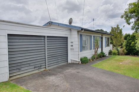 Photo of property in 4/1 Kahika Road, Birkdale, Auckland, 0626