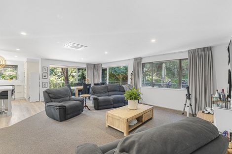 Photo of property in 198 Seaview Road, Westown, New Plymouth, 4310