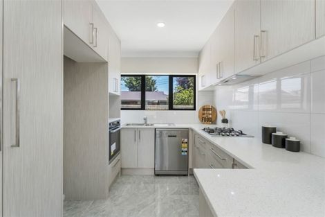 Photo of property in 8c Mahon Place, Papatoetoe, Auckland, 2025