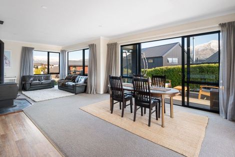 Photo of property in 59 Minaret Ridge, Wanaka, 9305