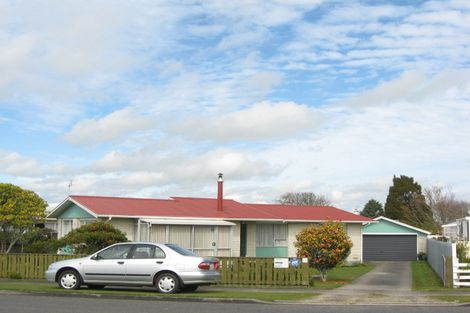 Photo of property in 13 Rosalind Street, Stratford, 4332