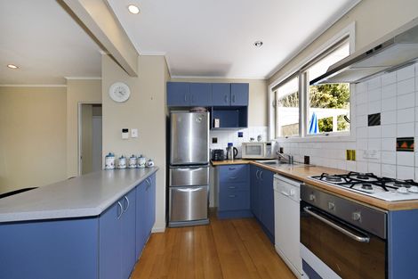 Photo of property in 103 Konini Road, Titirangi, Auckland, 0604