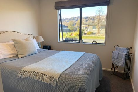Photo of property in 11 Ethereal Crescent, Mount Pisa, Cromwell, 9383