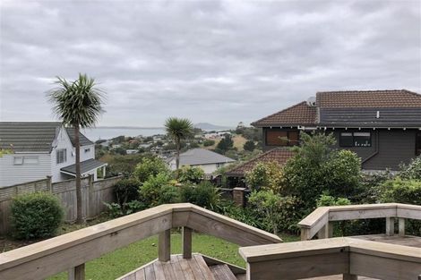 Photo of property in 29 Calypso Place, Rothesay Bay, Auckland, 0630