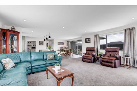 Photo of property in 3 Mccahon Drive, Rangiora, 7400